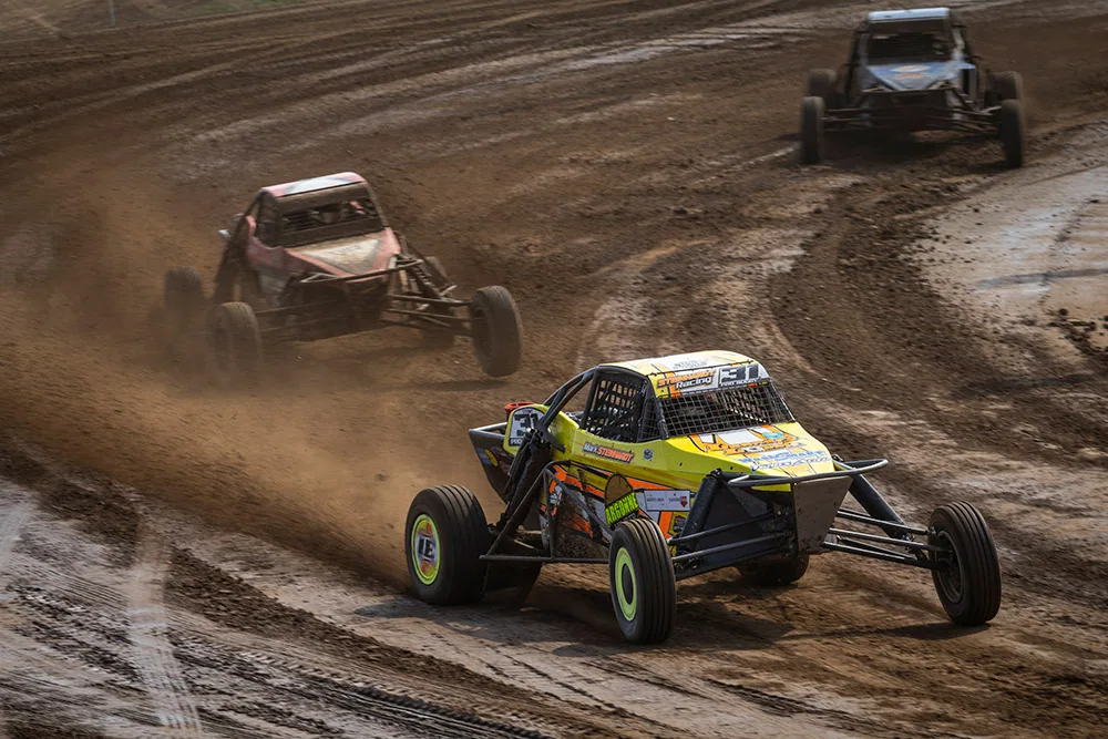 Alumicraft Racers Show Up At The Big House And Dominate